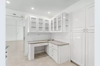 396 Bayshore Drive, Venice, FL 34285 - Photo 14