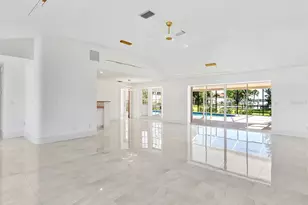 396 Bayshore Dr, Venice, FL 34285 - Photo 10