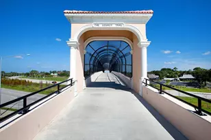 396 Bayshore Dr, Venice, FL 34285 - Photo 36