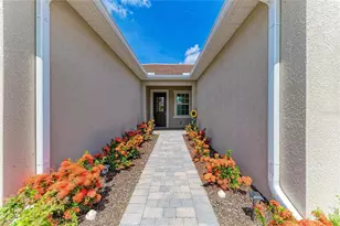 17827 Stillness Ct, Venice, FL 34293 - Photo 4