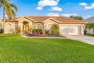 12808 Vista Pine Cir, Fort Myers, FL 33913 - Photo 2