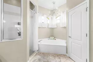 12808 Vista Pine Cir, Fort Myers, FL 33913 - Photo 18