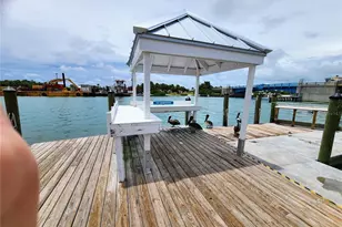 100 Circuit Rd, Nokomis, FL 34275 - Photo 6