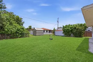 329 San Benito Ave, North Port, FL 34287 - Photo 32
