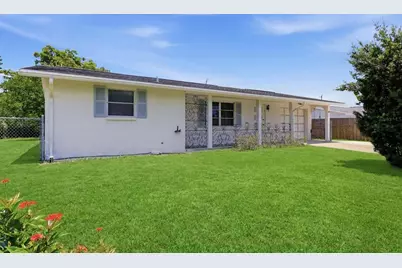 329 San Benito Avenue, North Port, FL 34287 - Photo 4
