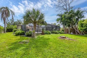 2445 Apache St, Sarasota, FL 34231 - Photo 32