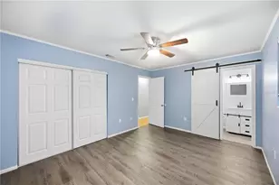 4057 Vana Dr, Sarasota, FL 34241 - Photo 16