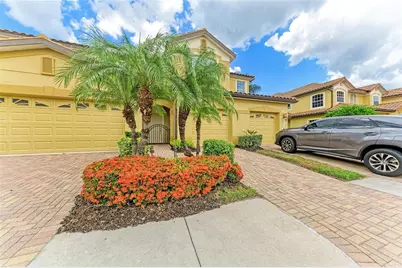 8143 Miramar Way #8143, Lakewood Ranch, FL 34202 - Photo 4