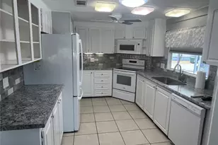 106 Roma Rd, Venice, FL 34285 - Photo 18