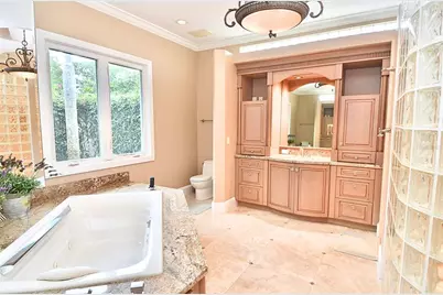 630 N River Road, Venice, FL 34293 - Photo 10