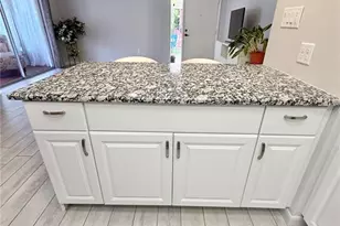 764 N Jefferson Ave, Sarasota, FL 34237 - Photo 12