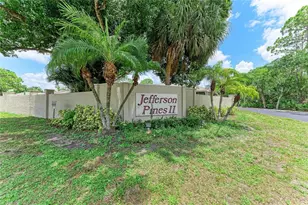 764 N Jefferson Ave, Sarasota, FL 34237 - Photo 2