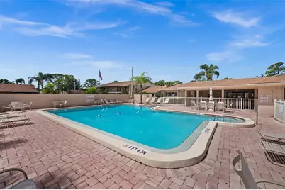 2763 Woodgate Lane #301, Sarasota, FL 34231 - Photo 2