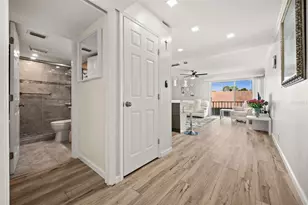 2763 Woodgate Ln, Sarasota, FL 34231 - Photo 16