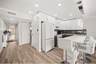 2763 Woodgate Lane #301, Sarasota, FL 34231 - Photo 8