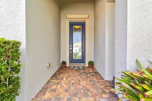 19556 Petrino St, Venice, FL 34293 - Photo 4