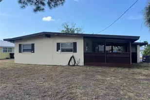 321 Alba St E, Venice, FL 34285 - Photo 34