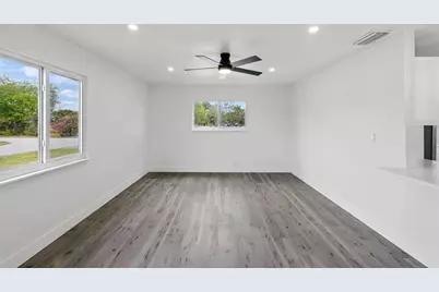 1867 NW 8th Avenue, Homestead, FL 33030 - Photo 4