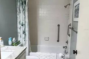 690 Bird Bay Cir, Venice, FL 34285 - Photo 24