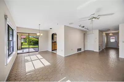 849 Senda Plata #15, Venice, FL 34293 - Photo 10
