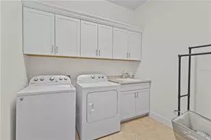 24252 Gallberry Dr, Venice, FL 34293 - Photo 32