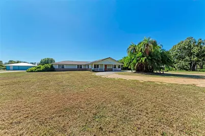 1499 17th Street W, Palmetto, FL 34221 - Photo 4