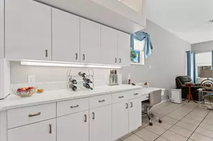 288 Venice Golf Club Dr, Venice, FL 34292 - Photo 16
