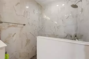 12468 Palatka Dr, Venice, FL 34293 - Photo 22