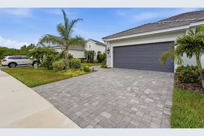 12468 Palatka Drive, Venice, FL 34293 - Photo 2