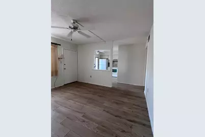 509 W Venice Avenue #102, Venice, FL 34285 - Photo 6