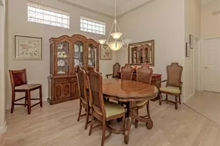 513 Cheval Dr, Venice, FL 34292 - Photo 4