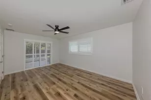 541 Carmel Rd, Venice, FL 34293 - Photo 12