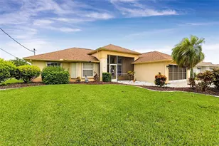 20 Medalist Ct, Rotonda West, FL 33947 - Photo 1