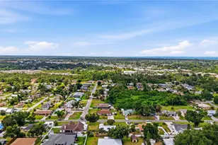 459 E Baffin Dr, Venice, FL 34293 - Photo 52