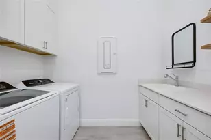 10105 Beachwalk Dr, Englewood, FL 34223 - Photo 52