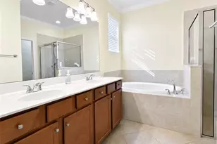 12889 Richezza Dr, Venice, FL 34293 - Photo 12
