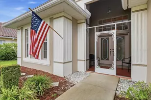 762 Silk Oak Dr, Venice, FL 34293 - Photo 2