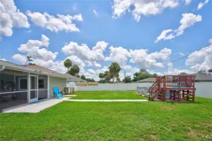 1253 Fleetwood Dr NW, Port Charlotte, FL 33948 - Photo 38