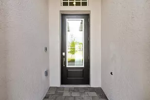 17118 Jadestone Ct, Venice, FL 34293 - Photo 2