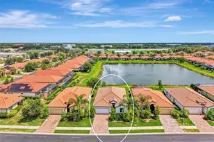 9824 Hilltop Dr, Venice, FL 34292 - Photo 4