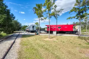 9824 Hilltop Dr, Venice, FL 34292 - Photo 86