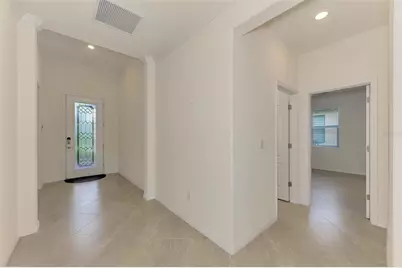 9824 Hilltop Drive, Venice, FL 34292 - Photo 10