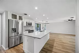 386 Cabana Rd, Venice, FL 34293 - Photo 14
