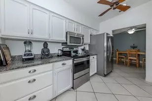 750 Shetland Cir, Nokomis, FL 34275 - Photo 12