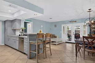 895 E Baffin Dr, Venice, FL 34293 - Photo 24