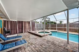 895 E Baffin Dr, Venice, FL 34293 - Photo 38
