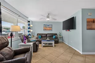 895 E Baffin Dr, Venice, FL 34293 - Photo 20