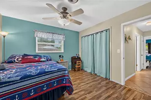 895 E Baffin Dr, Venice, FL 34293 - Photo 52