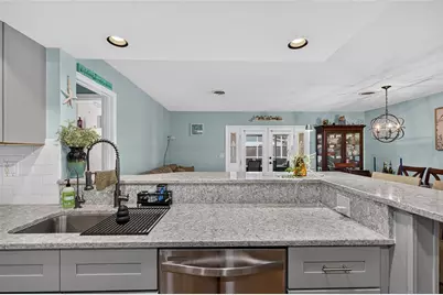 895 E Baffin Drive, Venice, FL 34293 - Photo 32