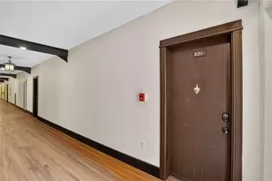 238 Tampa Ave W, Venice, FL 34285 - Photo 2